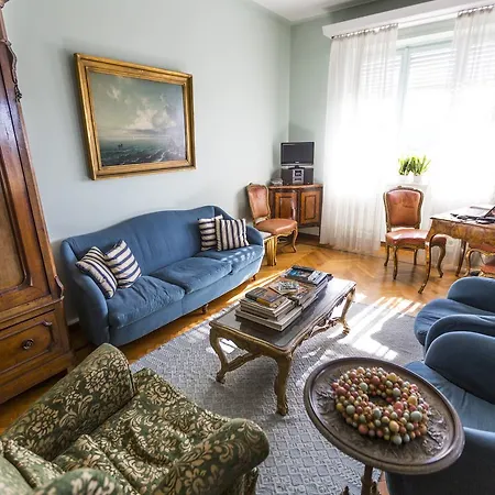 Gianduja Bed & Breakfast 4*